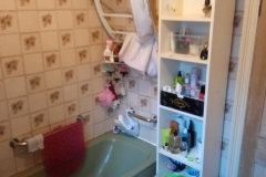bathroom-before-1