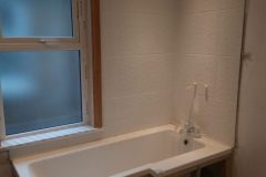 bathroom-while-3